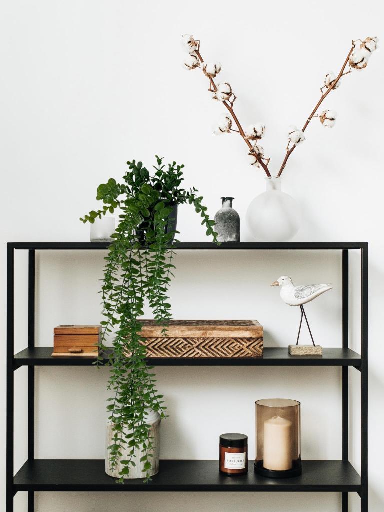 Yapay Çiçek Saksıda Sarkan Şimşir Okaliptus Yapay Sarmaşık Pastel  75cm