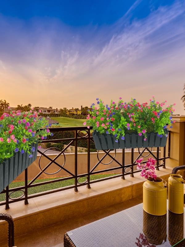 Yapay Çiçek Siyah Çit Balkon Saksısı Renkli Mineli Şimşir Çiçekli 55*35cm