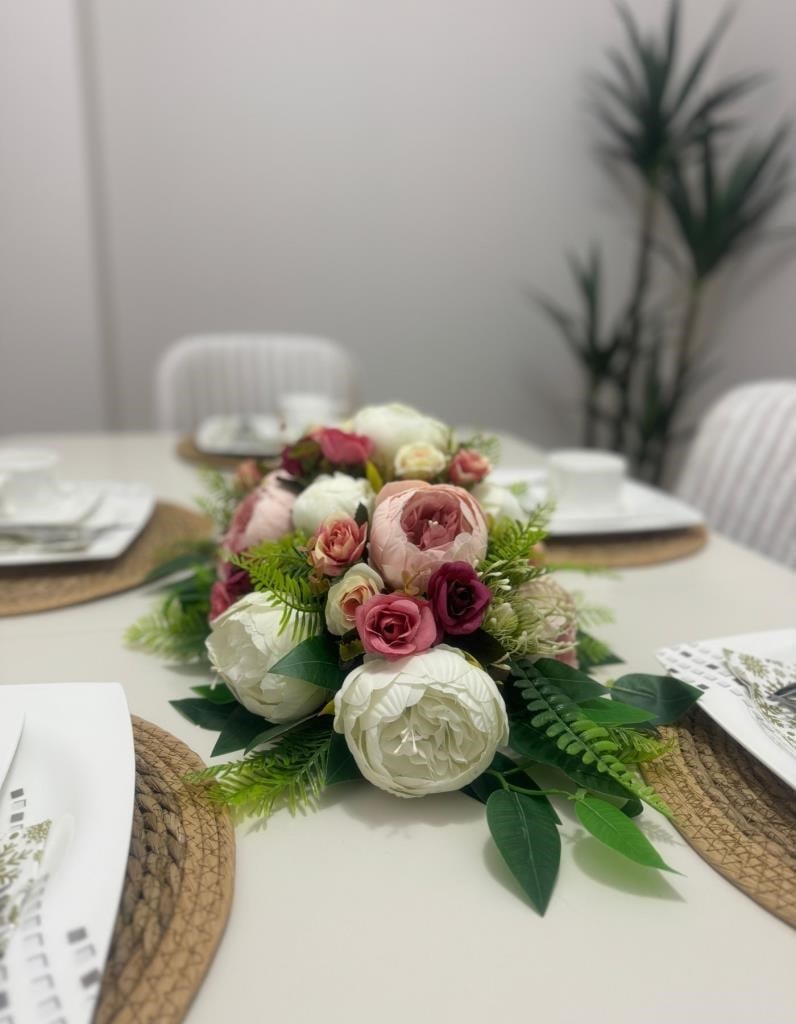 Yapay Çiçek Yemek Masası Çiçeği Pembe Şakayık ve Gül Yapay Masa Çiçeği