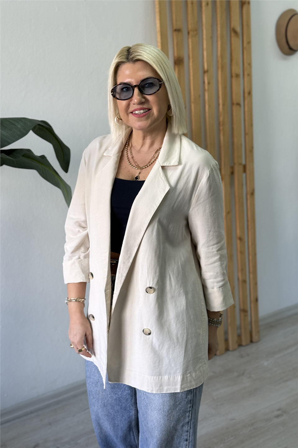 Bej Düğmeli Truvakar Kol Blazer CeketDM24111915-BEJ-S