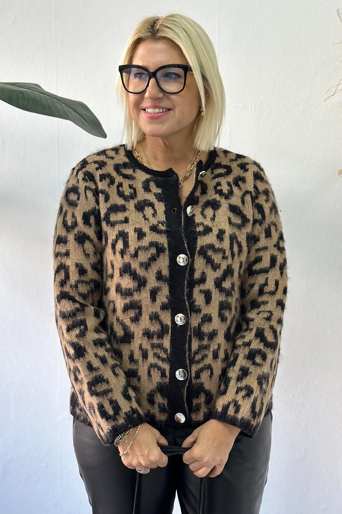 Bej Gümüş Düğmeli Leopar HırkaUT24110910-BEJ-STD