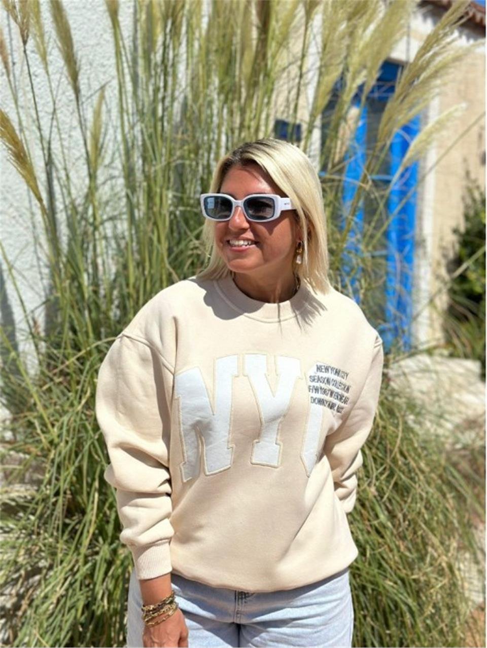 Bej NYC Baskı Nakışlı Sweatshirt UK2250132-Bej