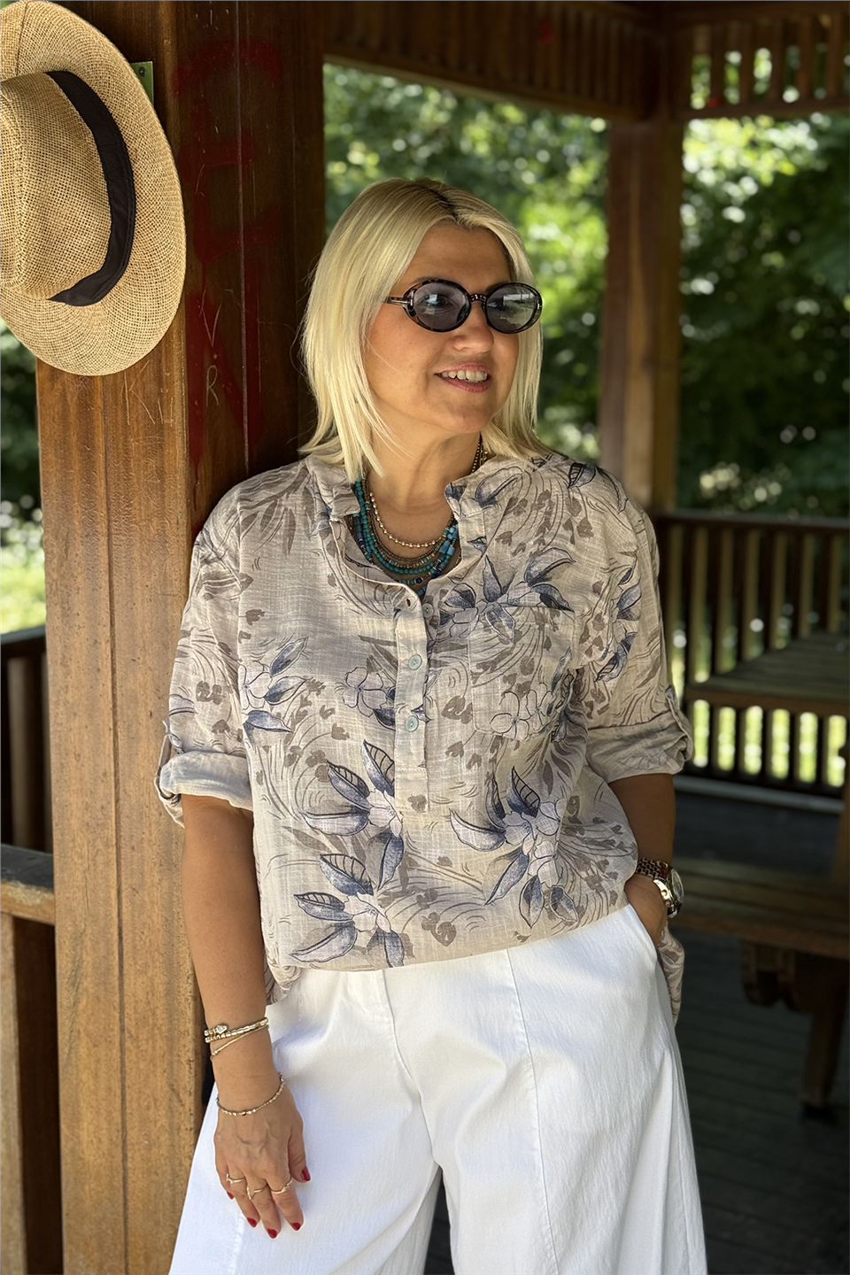Bej Yasemin'in Yaprağı Desen Düğmeli GömlekGM20260043-BEJ-STD