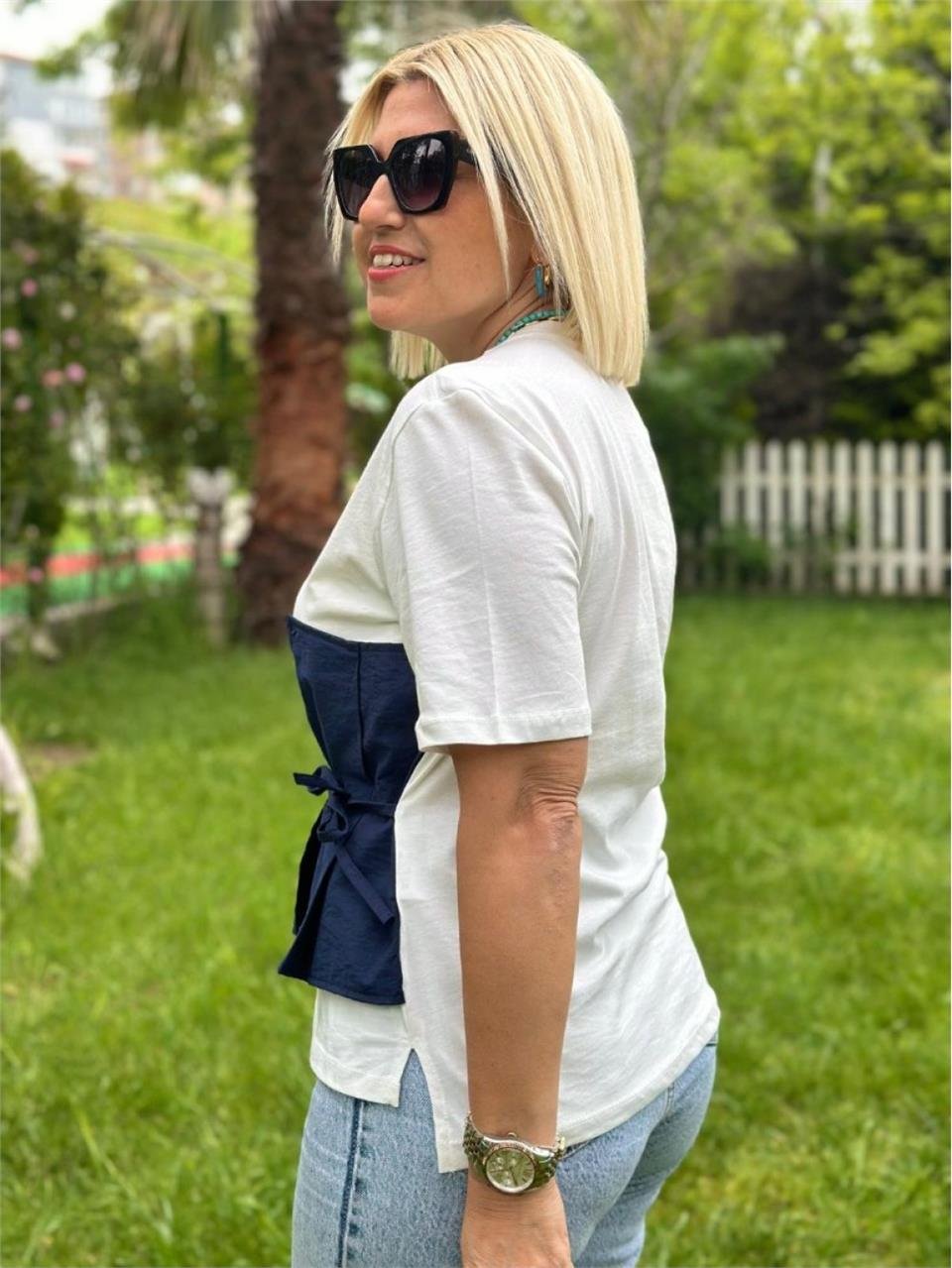 Beyaz Beli Büzgülü Garnili Tshirt UY217068-Beyaz
