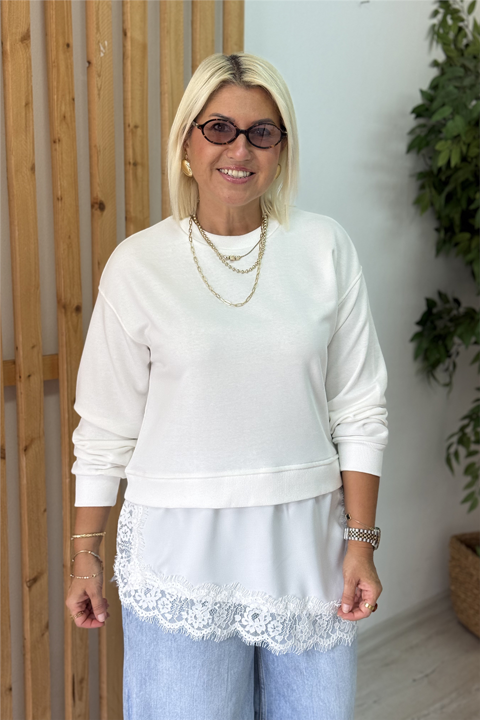 Beyaz Bisiklet Yaka Eteği Saten Dantelli SweatUSW26001003-BEYAZ-S