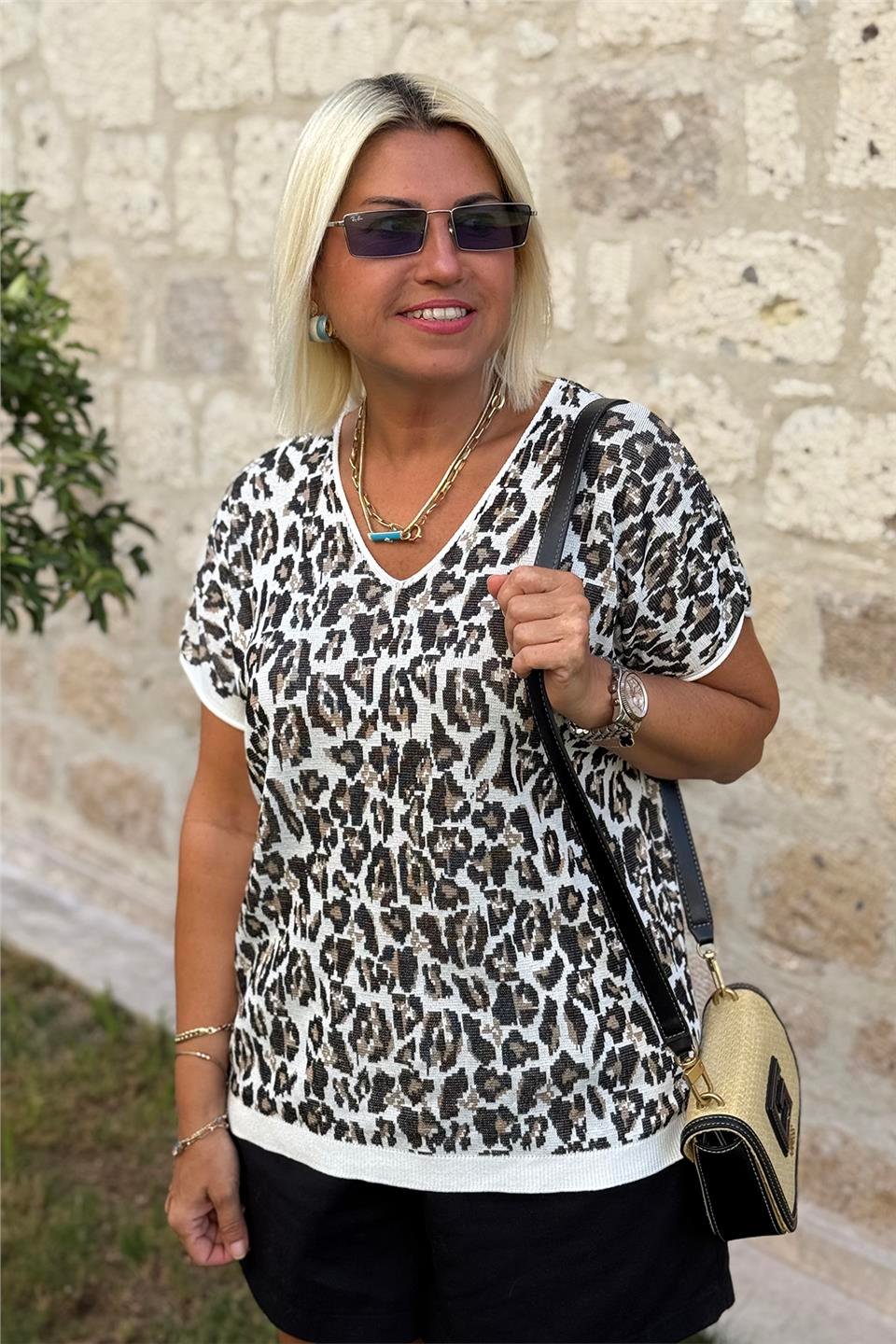 Beyaz V Yaka Leopar Desen Esnek Mevsimlik TrikoUT24110985-BEYAZ-STD