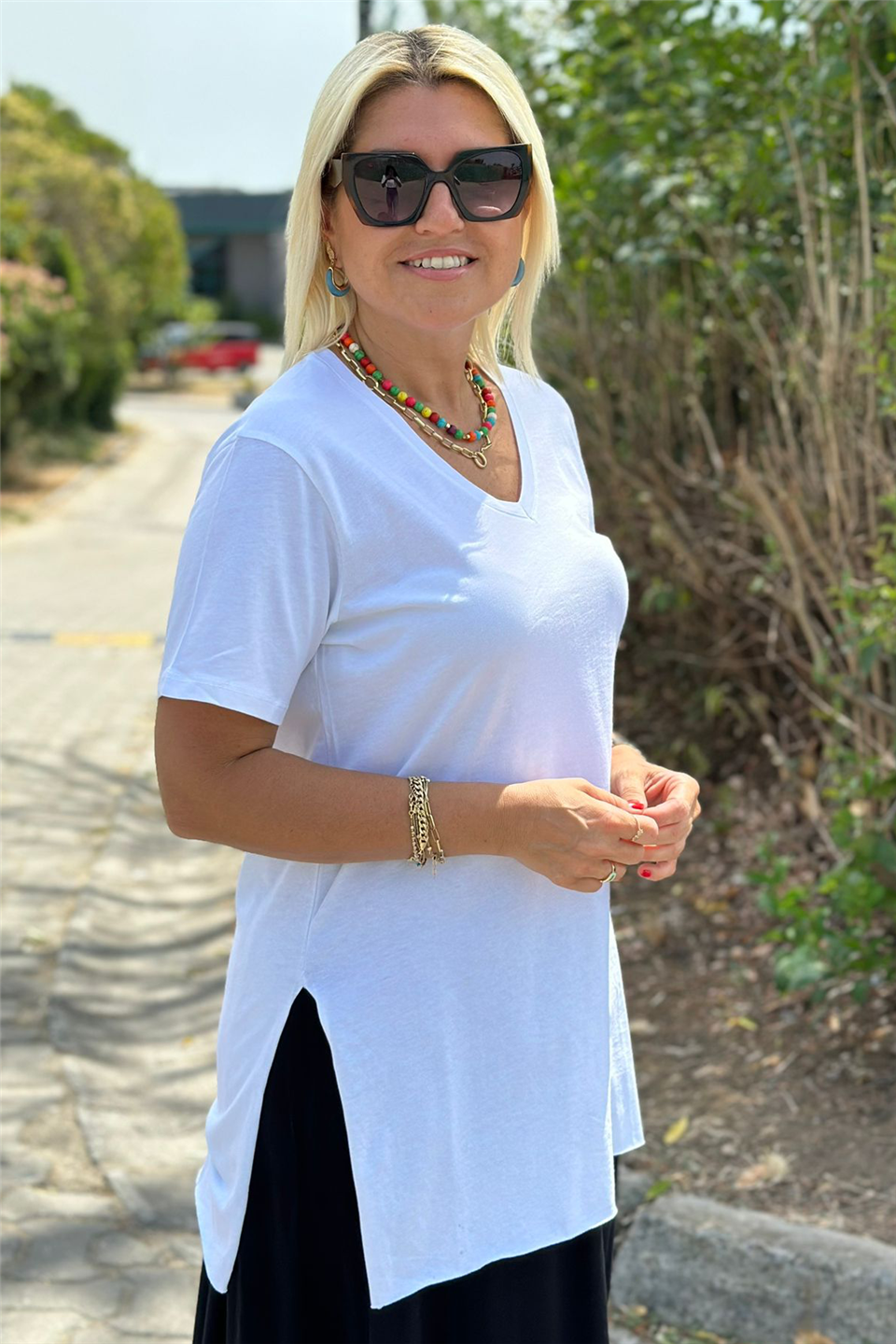 Beyaz V Yaka T-shirtUY217075-BEYAZ-S