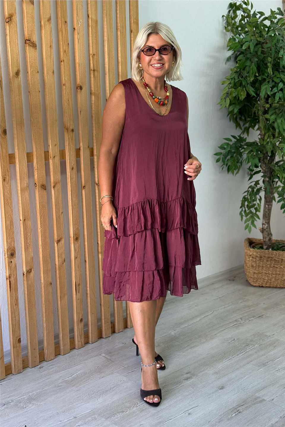 Bordo Eteği Kat Sıfır Kol İpek ElbiseELB26001110-BORDO-STD