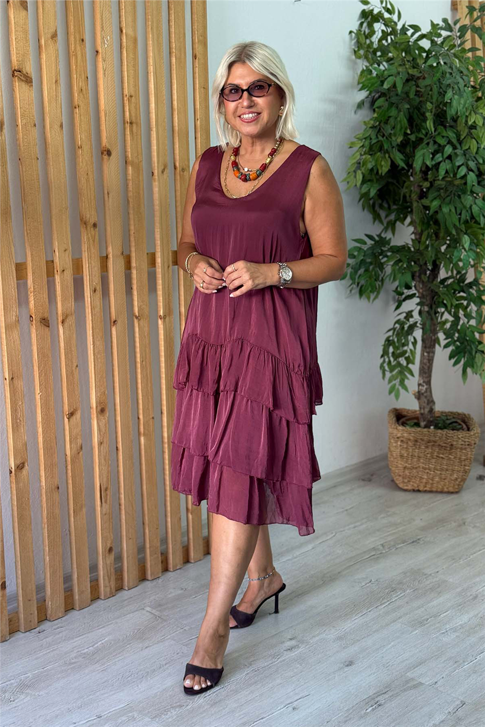 Bordo Eteği Kat Sıfır Kol İpek ElbiseELB26001110-BORDO-STD