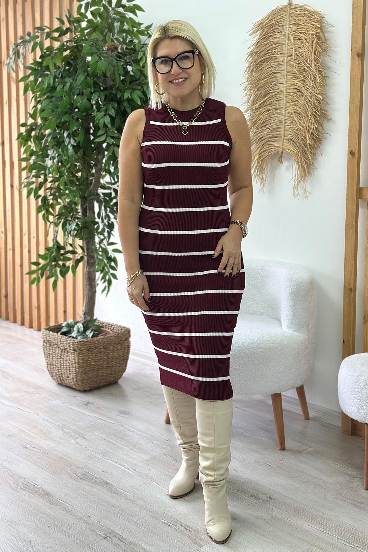 Bordo Kolsuz Çizgili Triko ElbiseELB2401215-BORDO-STD