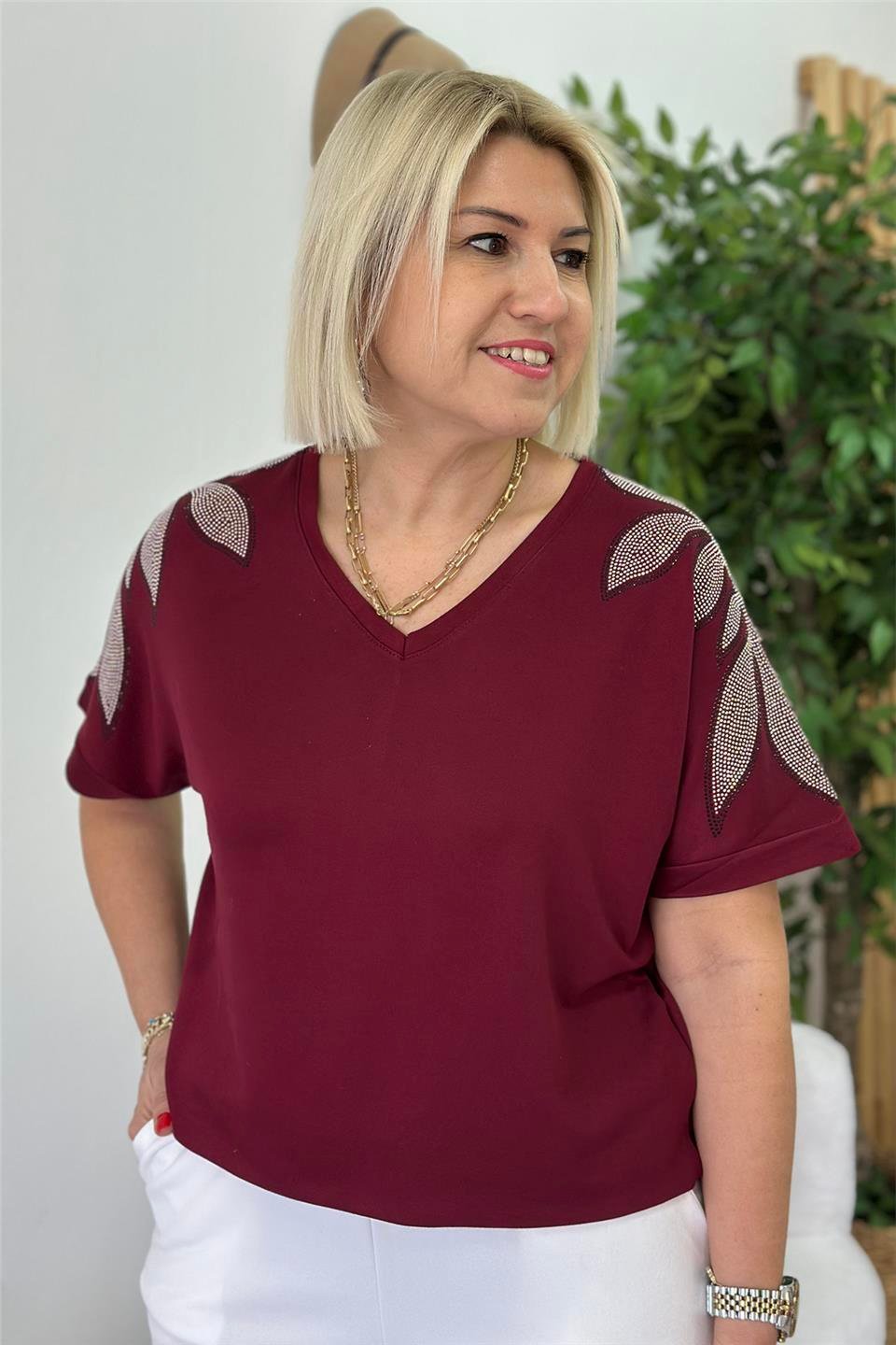 Bordo V Yaka Yaprak Desen Taş Baskılı Penye TShirtUTS25002064-BORDO-M/L