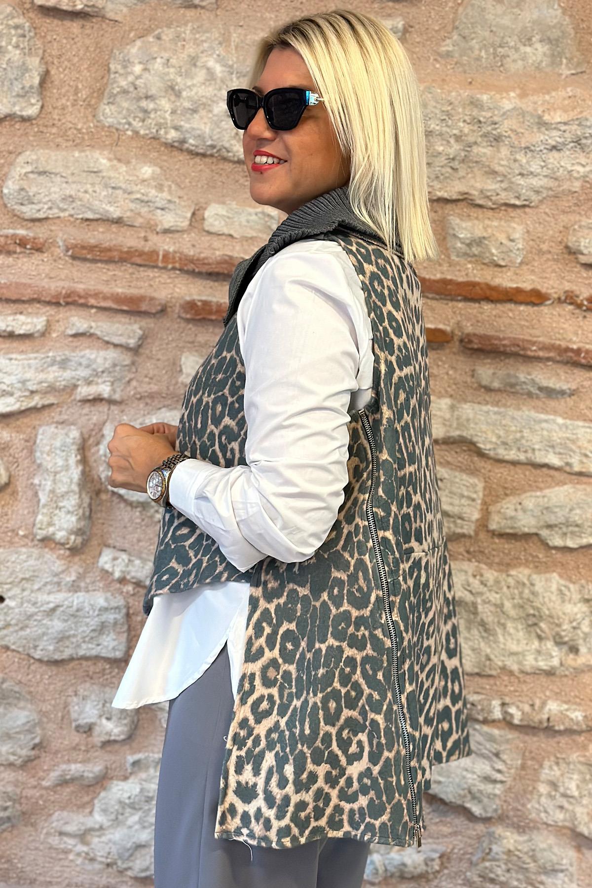Degaje Yaka Triko Leopar Desen Salaş SüveterUK22802024-LEOPAR-STD
