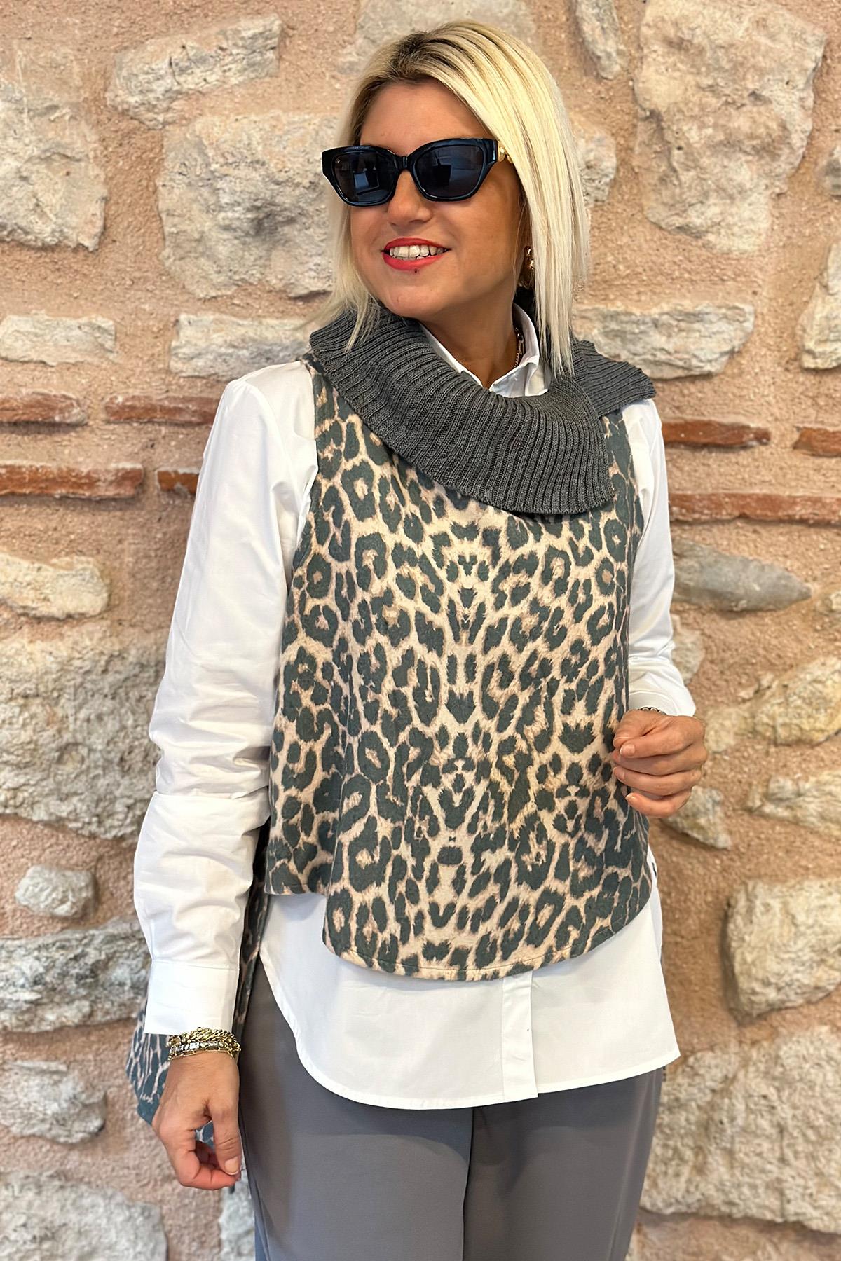 Degaje Yaka Triko Leopar Desen Salaş SüveterUK22802024-LEOPAR-STD