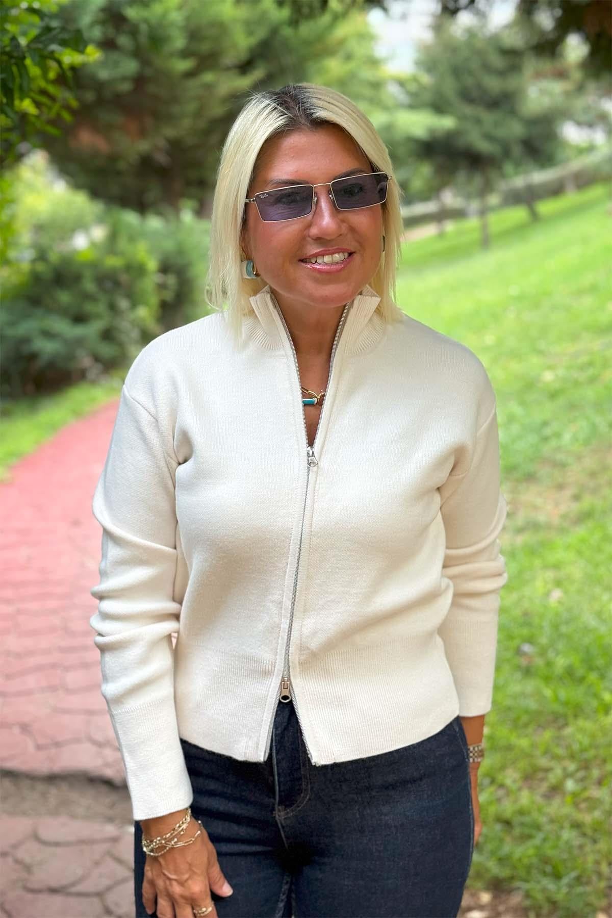 Dik Yaka Çift Fermuarlı Triko HırkaDKH20250909-BEJ-STD