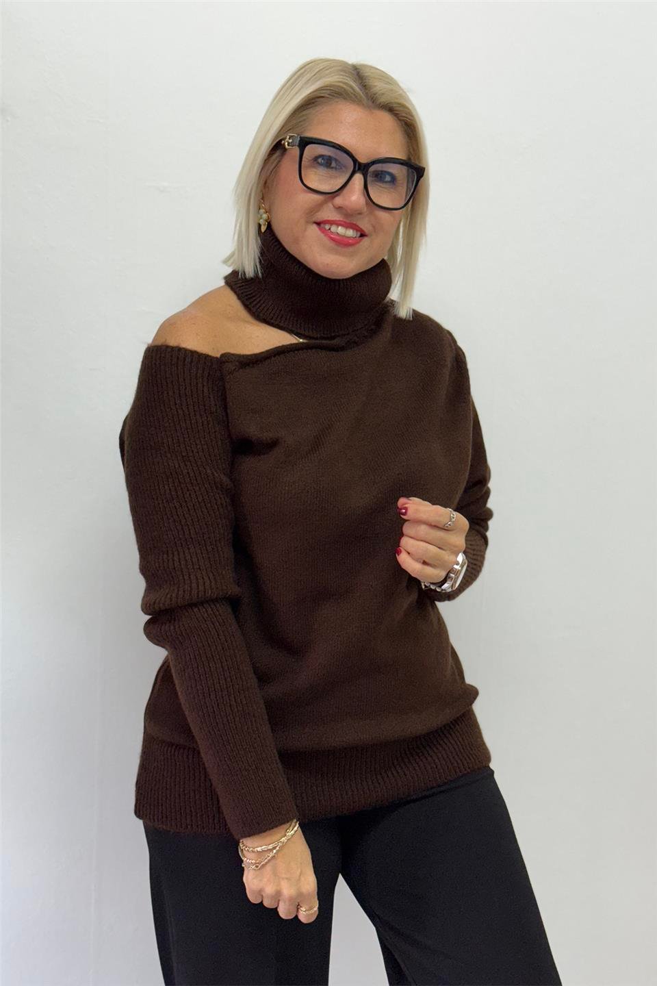 Kahve Düşük Omuzlu Balıkçı Yumoş TrikoUT24111015-KAHVE-STD