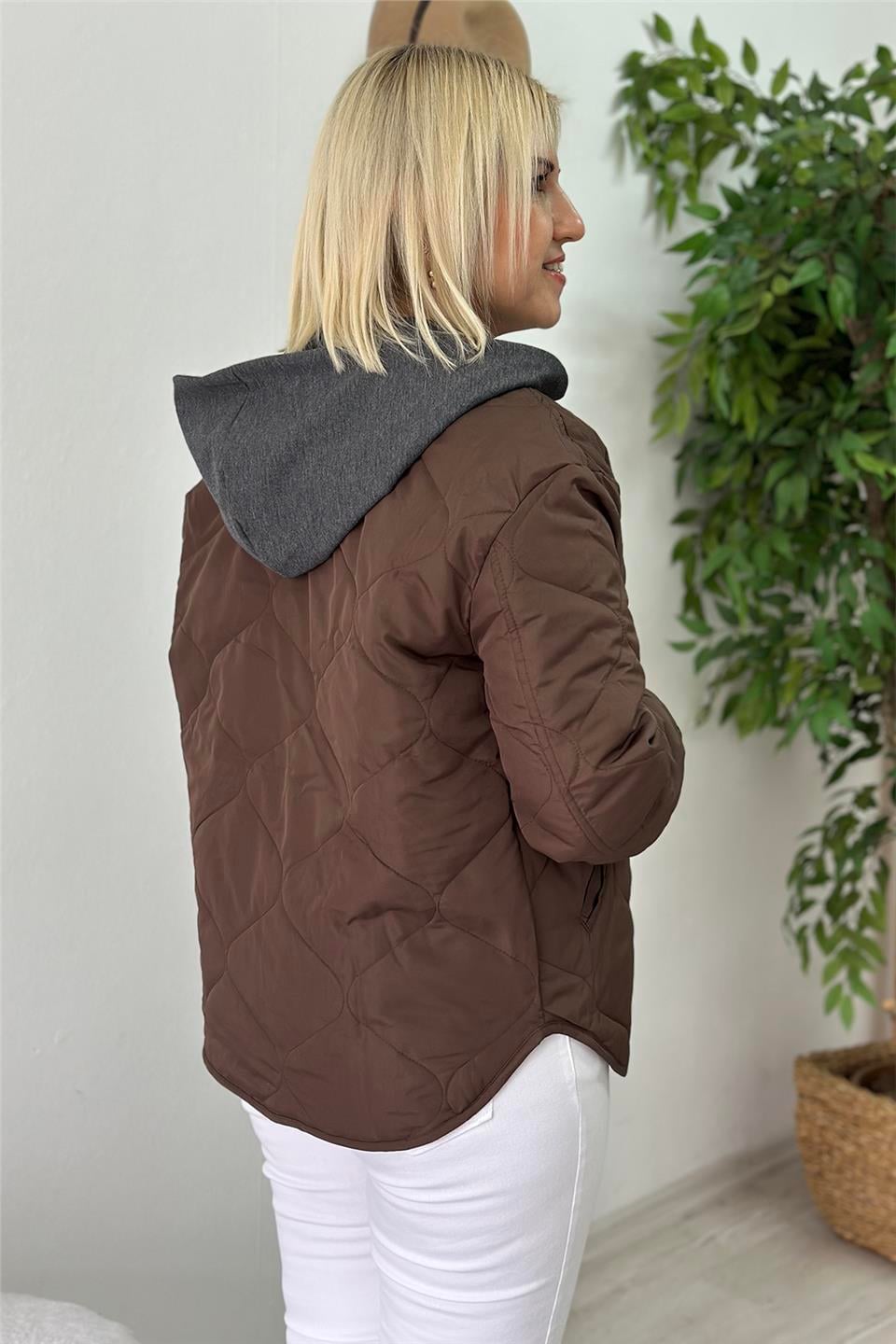 Kahverengi Kapüşonlu Sweat Garnili Kapitone CeketECKT2500124-KAHVERENGI-S