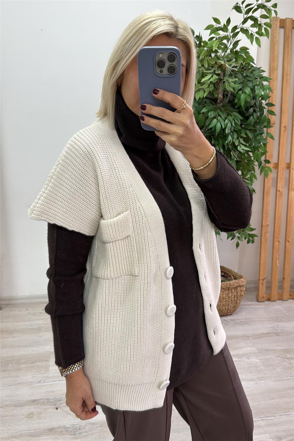 Krem Cepli Selanik Örgü Düğmeli YelekDYL25000136-KREM-STD