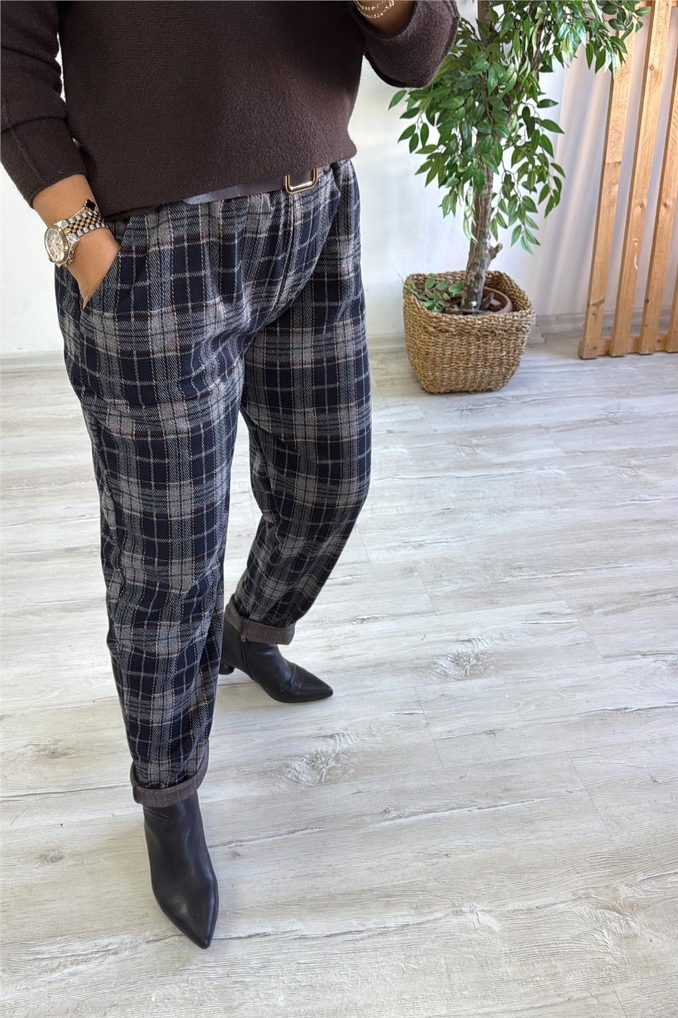 Lacivert Beli Kemerli Havuç Model Ekose PantolonAPNT20250916-LACIVERT-STD