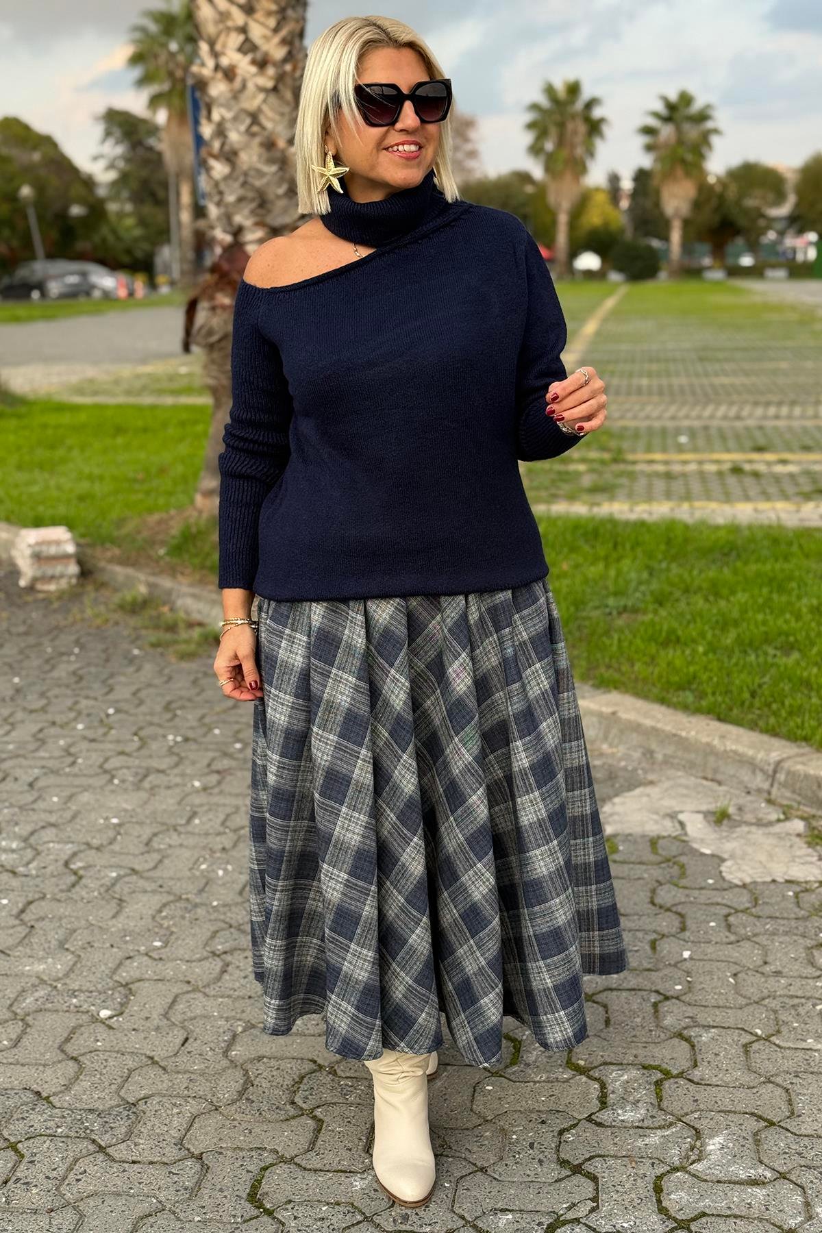 Lacivert Beli Lastikli Ekose Desen Cepli Kloş EtekAETK2500130-LACIVERT-S