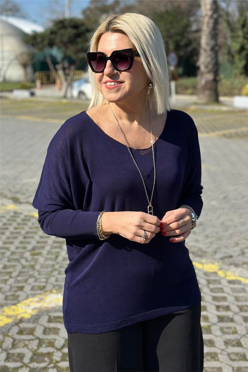 Lacivert Kayık Yaka Yarasa Kol İnce TrikoUT24110975-LACIVERT-STD