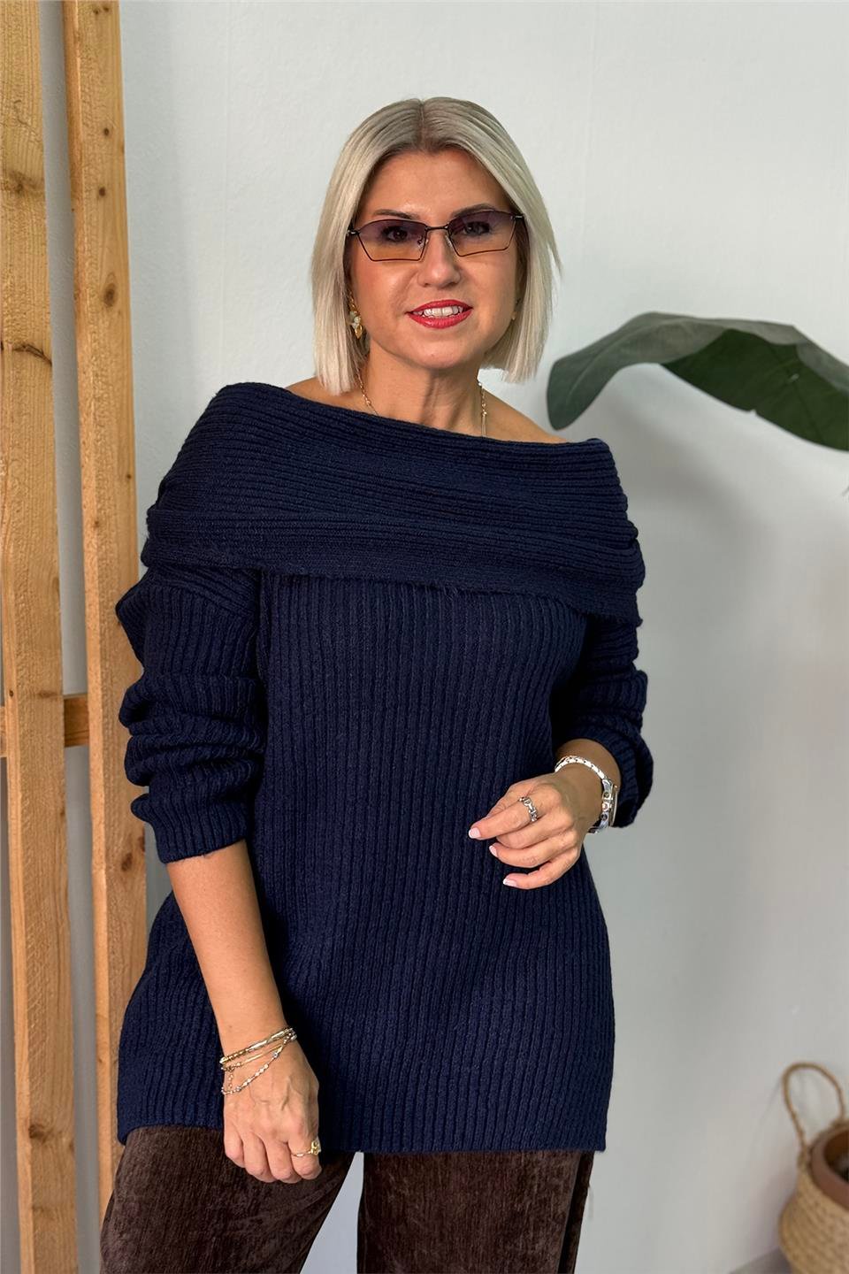 Lacivert Madonna Yaka Örme Tunik KazakUT24111005-LACIVERT-STD