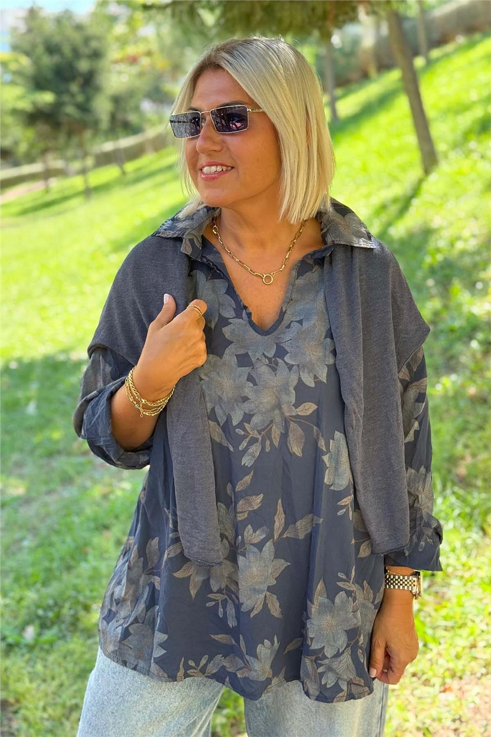 Lacivert Manolya Desen Gömlekli Pamuklu BluzUBL2412245-LACIVERT-STD