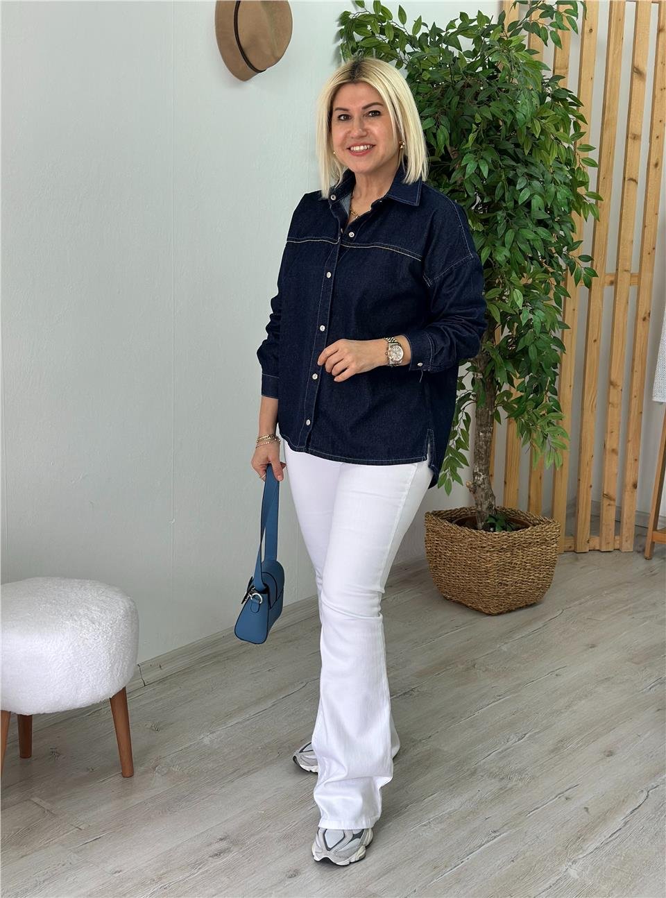 Lacivert Zincir Şerit Detaylı Denim GömlekUG02412110-LACIVERT-S