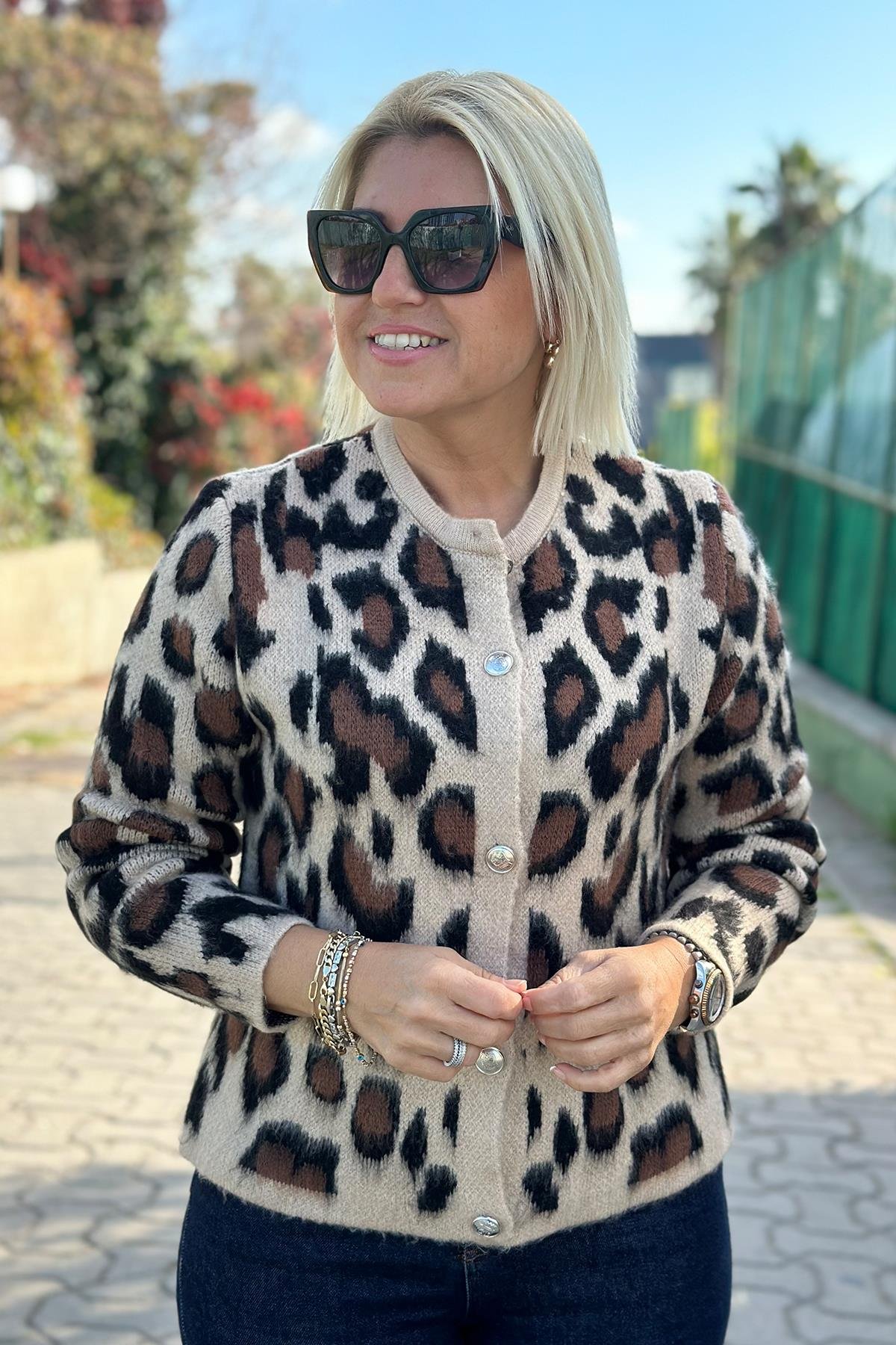 Leopar Düğmeli Yumoş HırkaDK2230151-KAHVERENGI-STD