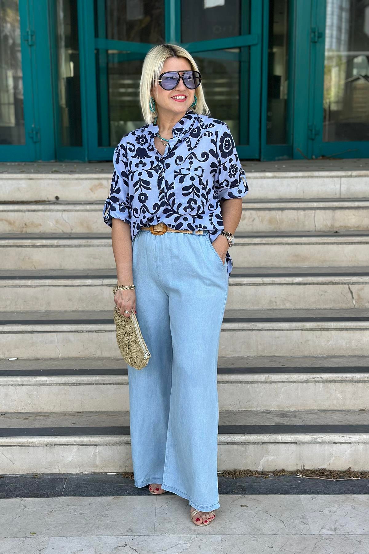 Mavi Beli Kemerli Bol Paça İnce Denim PantolonUK224048118-MAVI-STD
