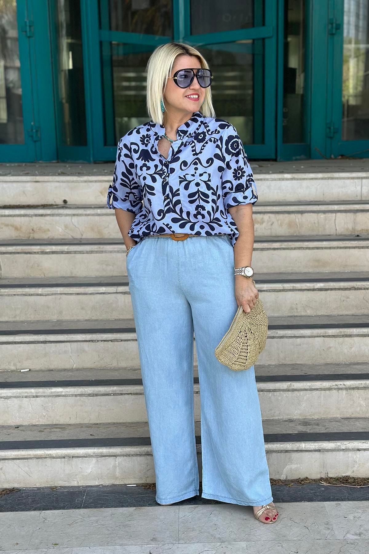 Mavi Beli Kemerli Bol Paça İnce Denim PantolonUK224048118-MAVI-STD