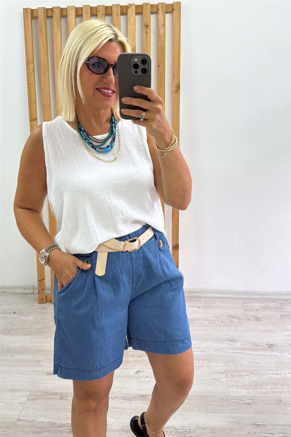 Mavi Beli Kemerli Lycralı Denim İthal ŞortASR25020530-MAVI-STD