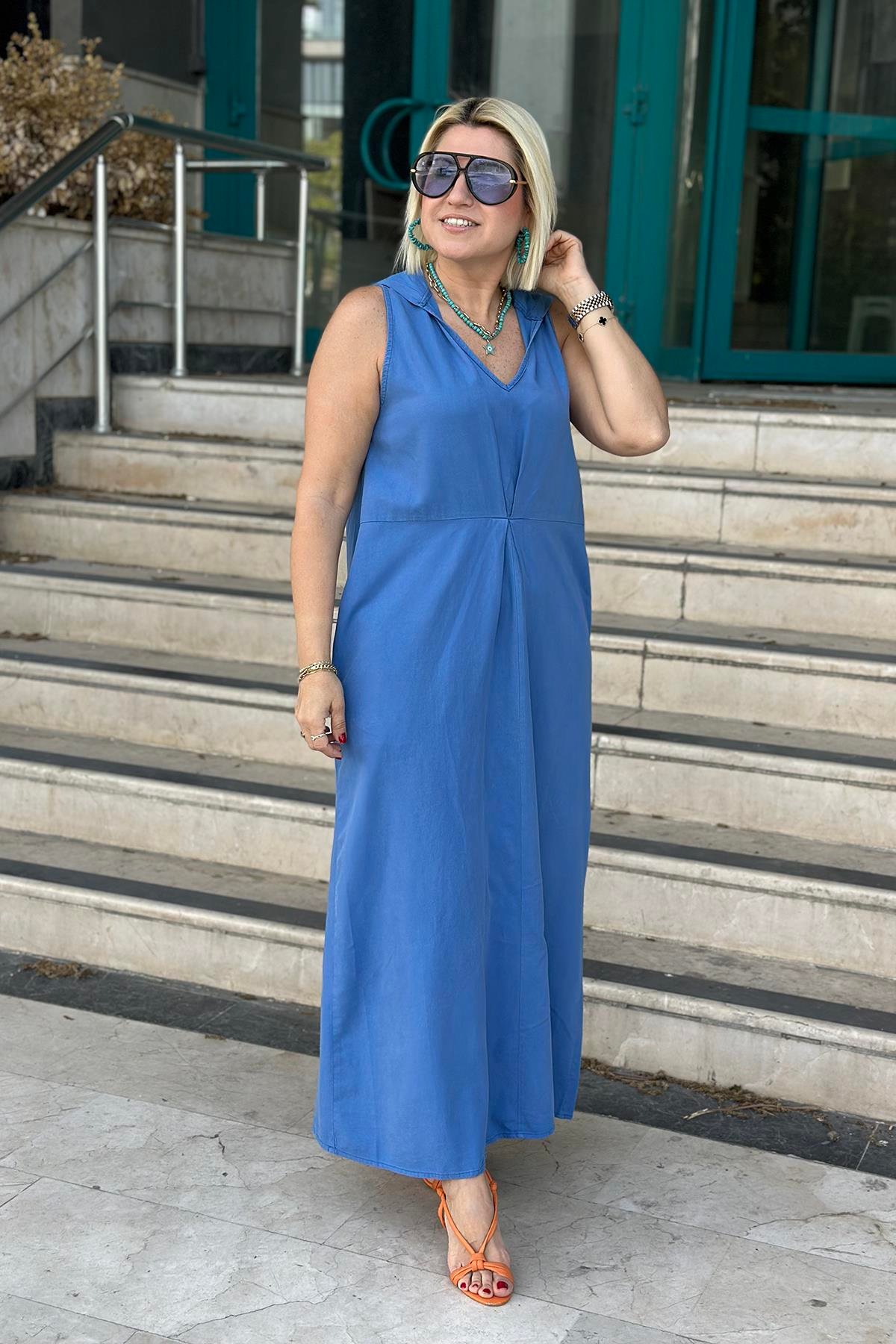 Mavi Kapüşonlu Kolsuz V Yaka Tansel Uzun ElbiseELB2401249-MAVI-STD