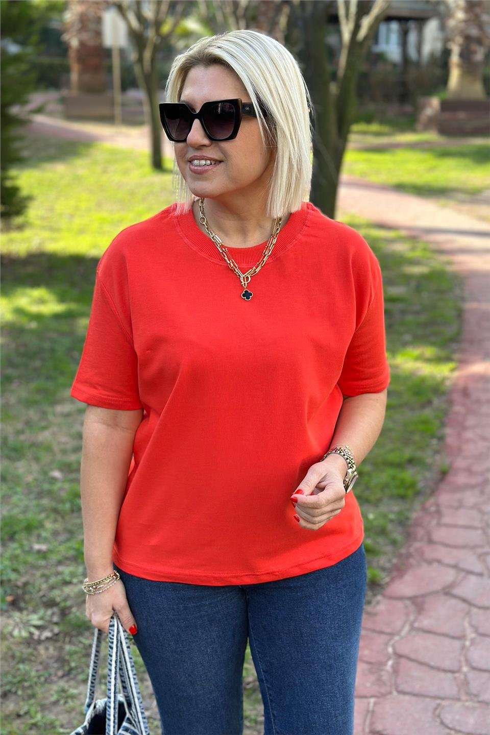 Nar Çiçeği Bisiklet Yaka Basic TshirtUTS241131-NARCICEGI-S