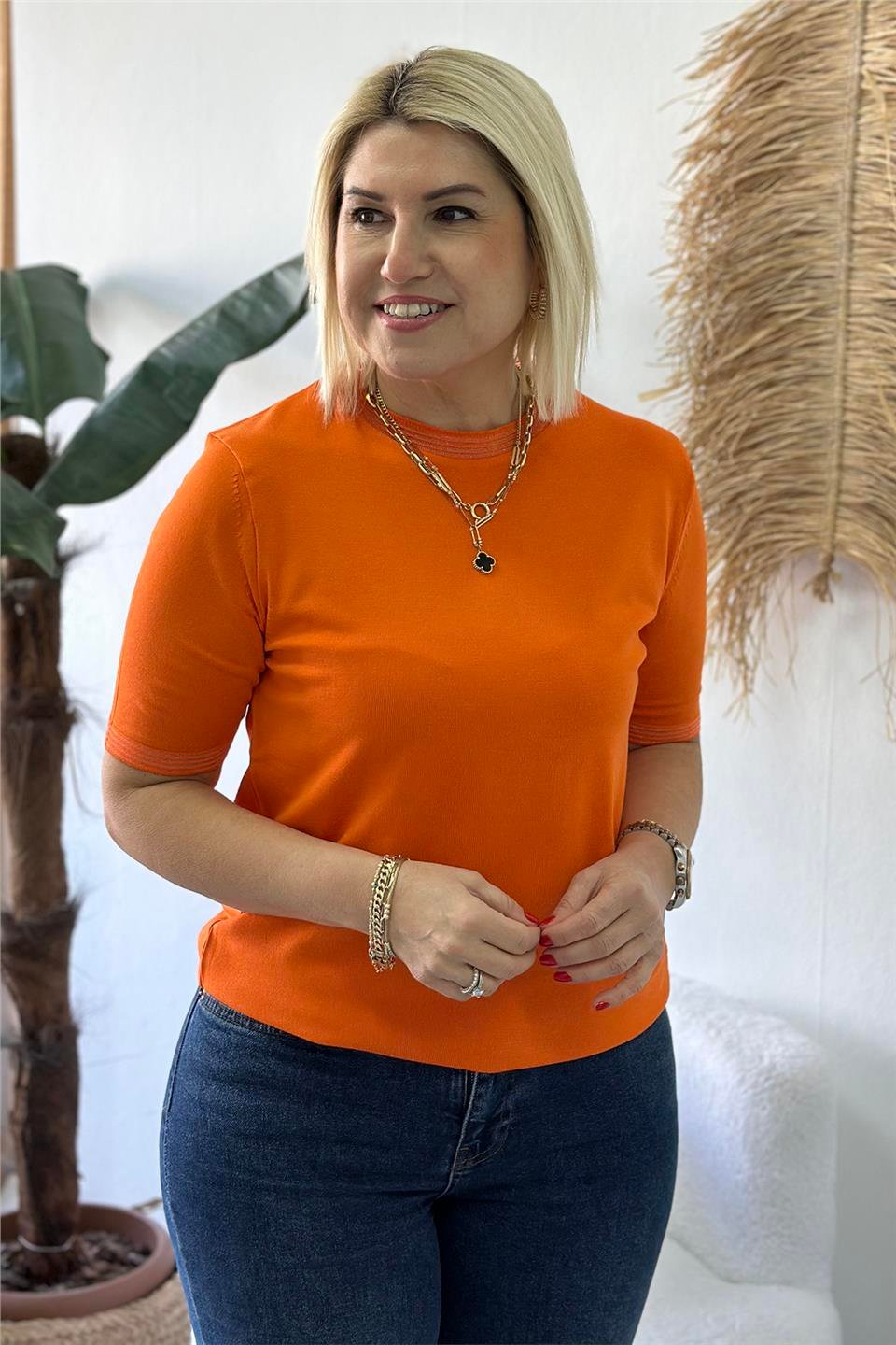 Orange Bisiklet Yaka Kol ve Yaka Tül Biyeli TrikoUT24110972-ORANGE-S