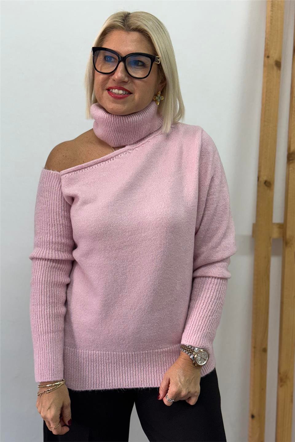 Pembe Düşük Omuzlu Balıkçı Yumoş TrikoUT24111015-PEMBE-STD