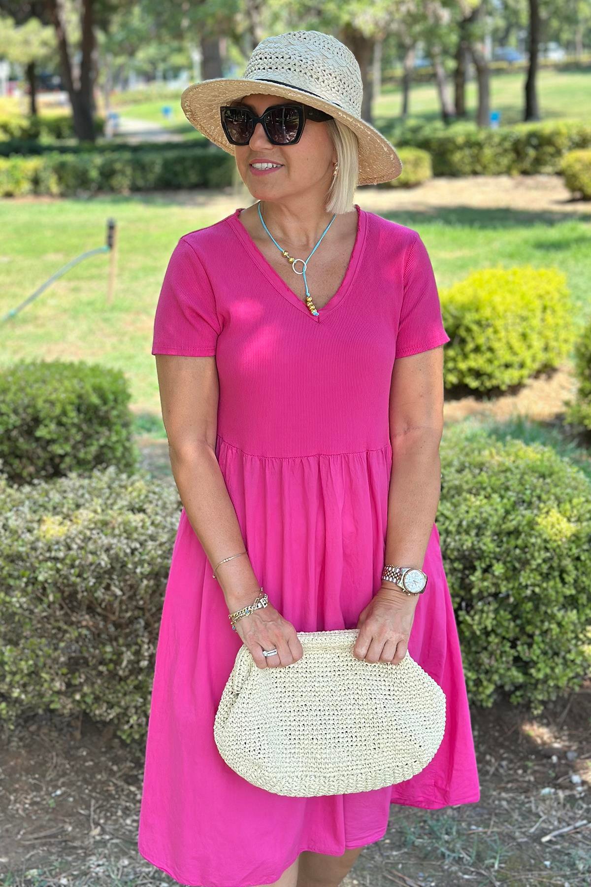 Pembe V Yaka Kolyeli Pamuk Penye Garnili ElbiseELB2401320-PEMBE-STD