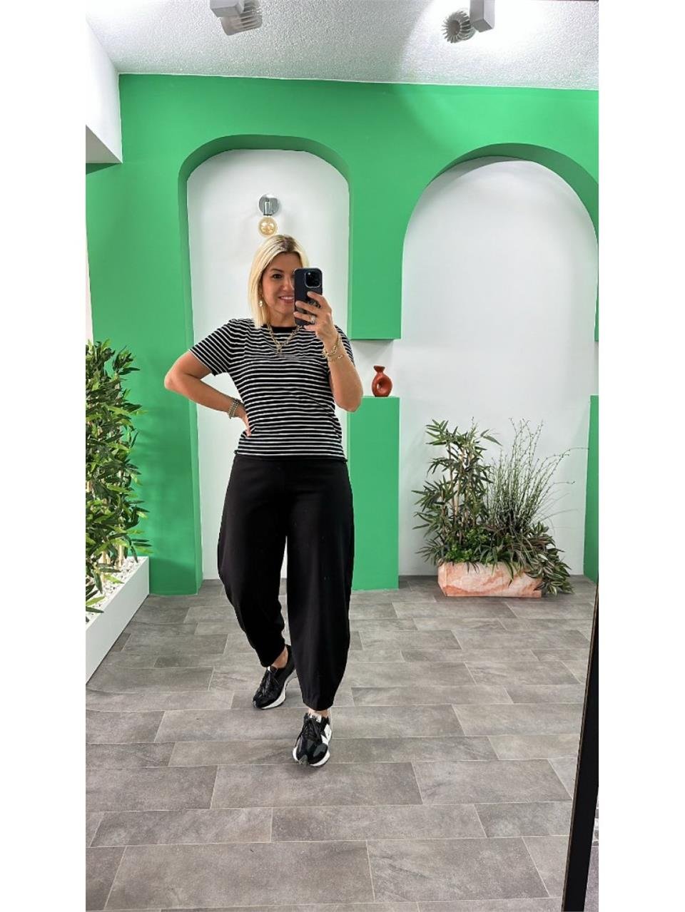 Siyah Beli Lastikli Şalvar Model Crep Pantolon UK224048105-Siyah