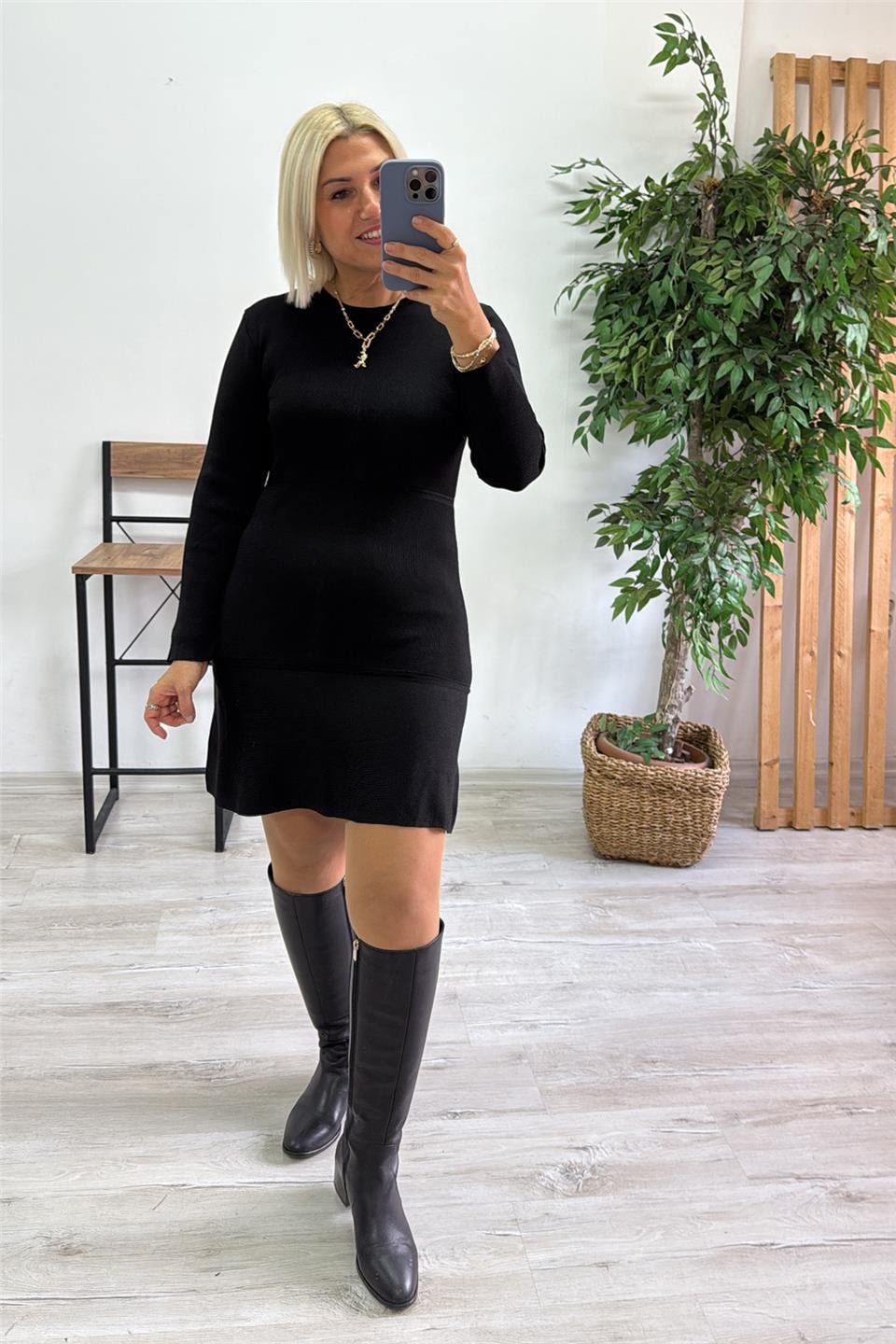 Siyah Bisiklet Yaka A Kesim Mini Triko ElbiseELB25013118-SIYAH-STD
