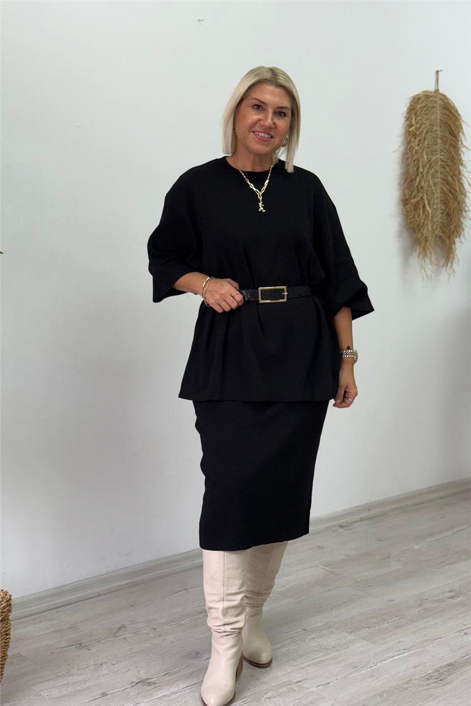 Siyah Bisiklet Yaka Etekli Triko TakımELB25013120-SIYAH-STD