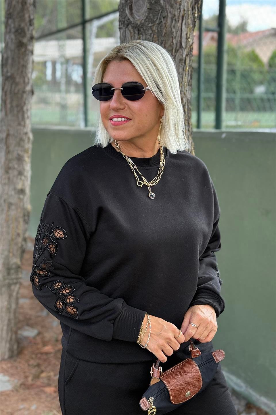 Siyah Bisiklet Yaka Kol Nakışlı SweatUSW0243016-SIYAH-S