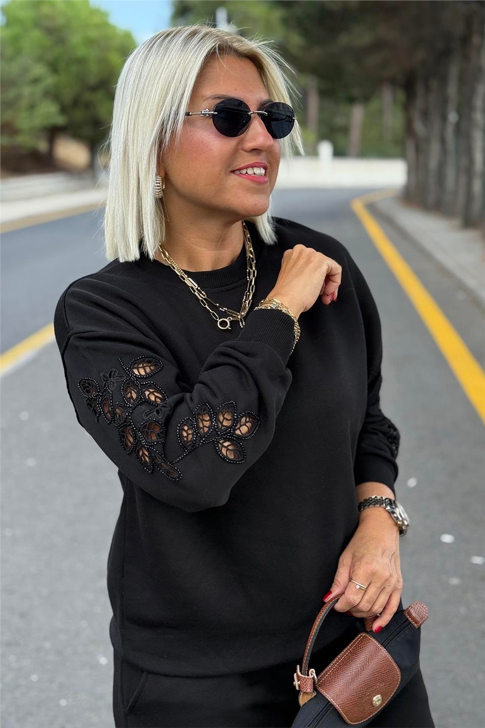 Siyah Bisiklet Yaka Kol Nakışlı SweatUSW0243016-SIYAH-S