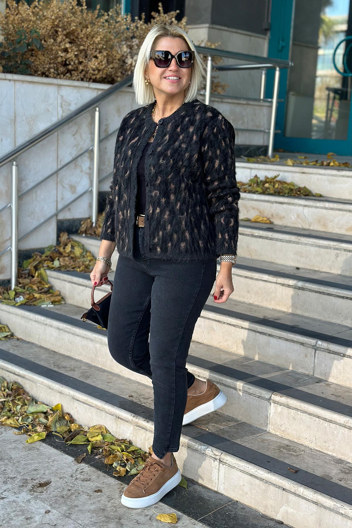 Siyah Kahve Leopar Desen Yumoş HırkaDK2230159-LEOPAR-STD