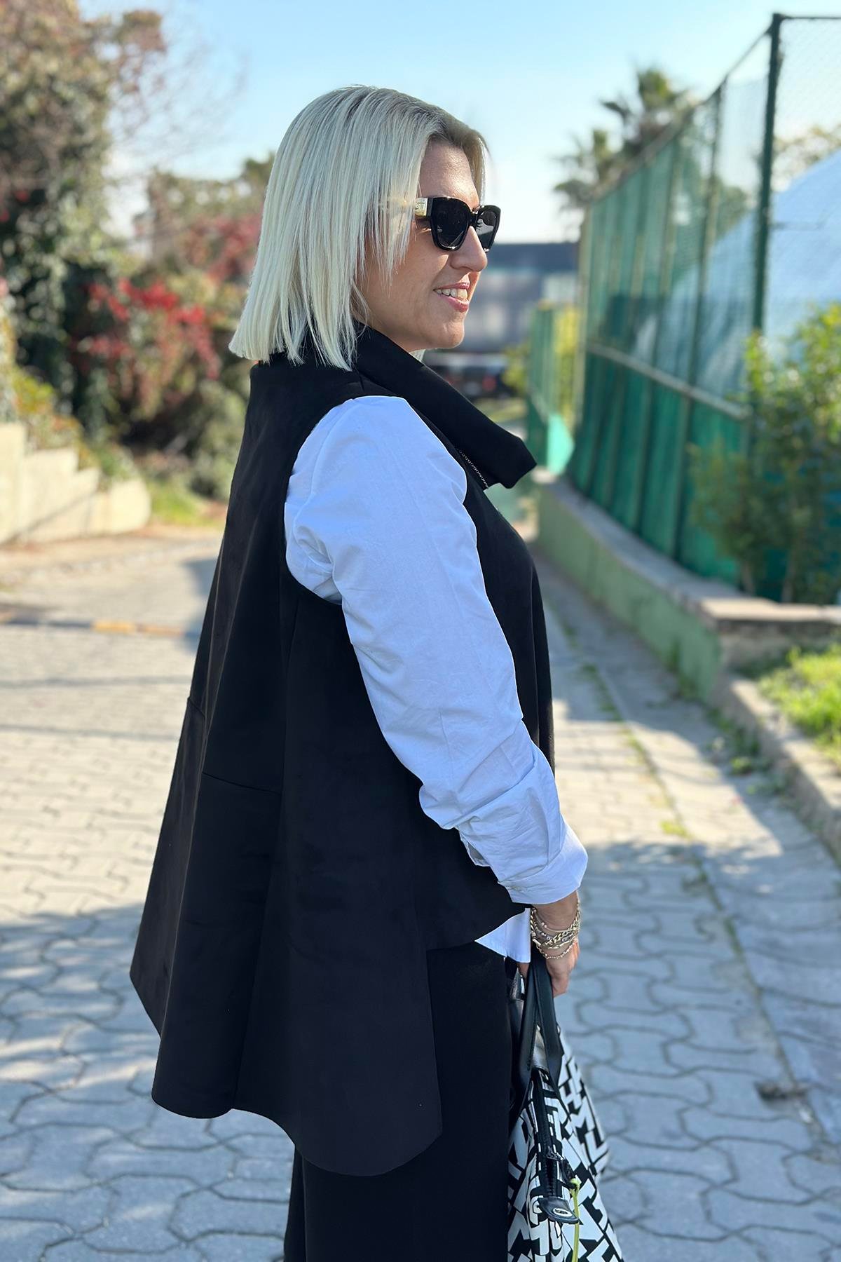 Siyah Kolsuz Cep Detay Süet Verev Kesim SüveterUSW0243022-SIYAH-STD