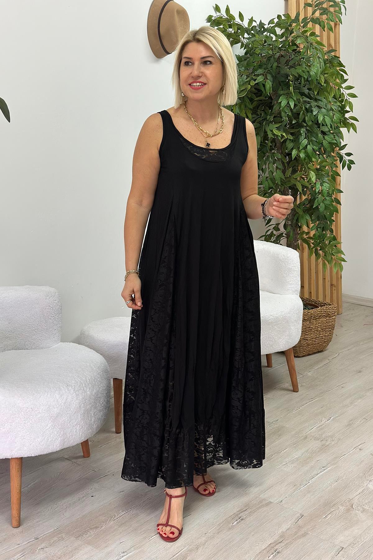 Siyah Kolsuz İçi Astarlı Dantelli Penye ElbiseELB2401235-SIYAH-STD
