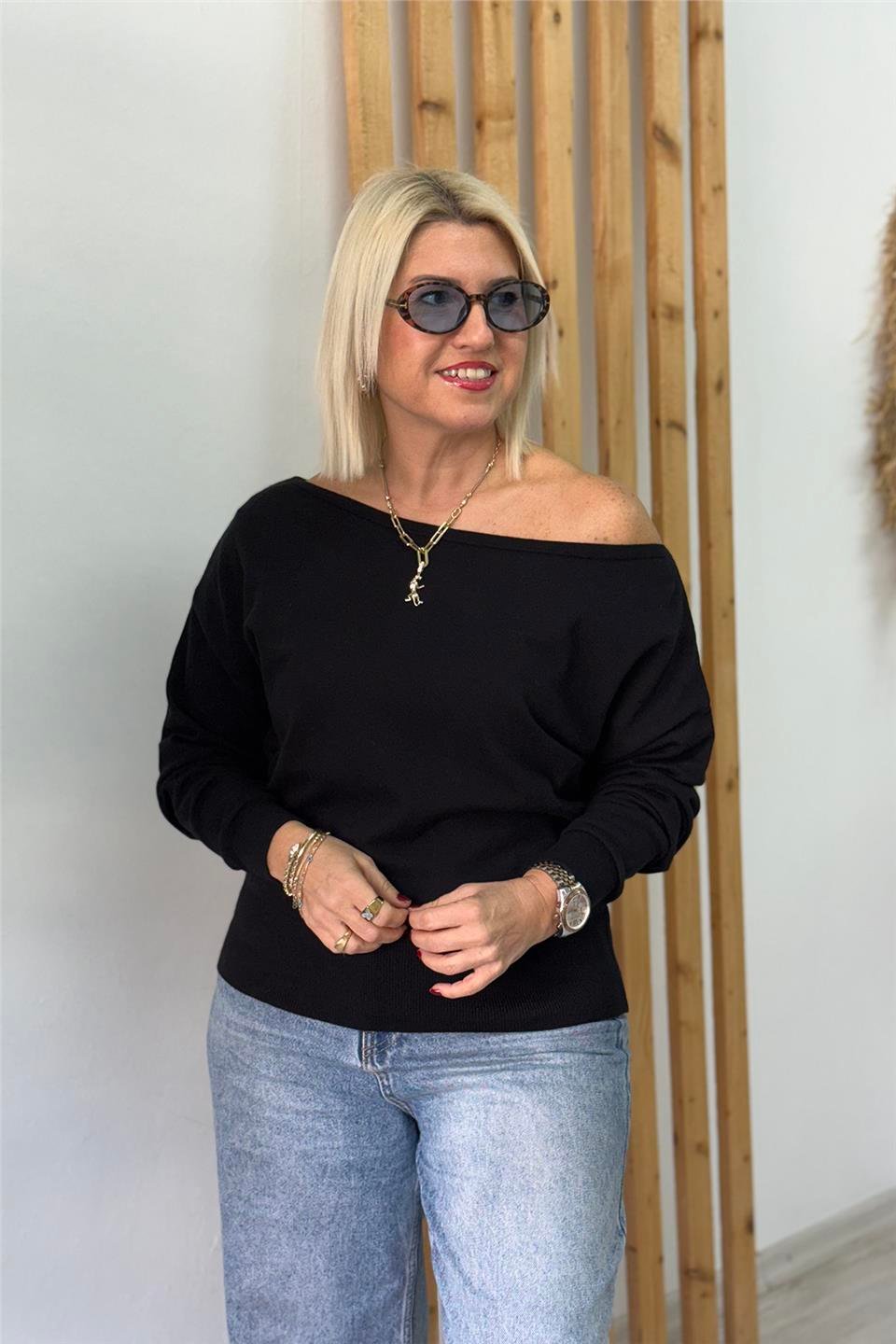 Siyah Omuz Detay Beli Lastikli Düz Renk TrikoUT26001024-SIYAH-STD