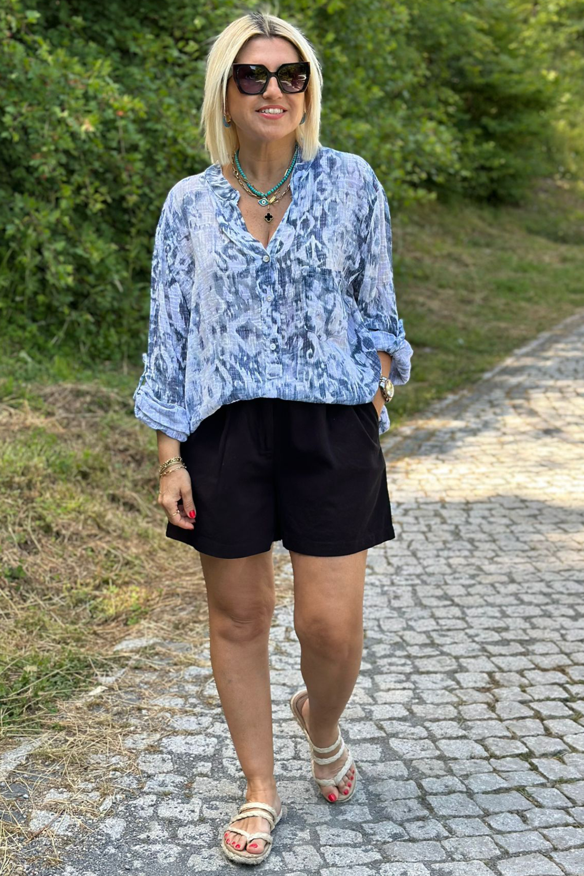 Siyah Pileli Cotton Bel Arka Lastikli ŞortAY215019-SIYAH-S