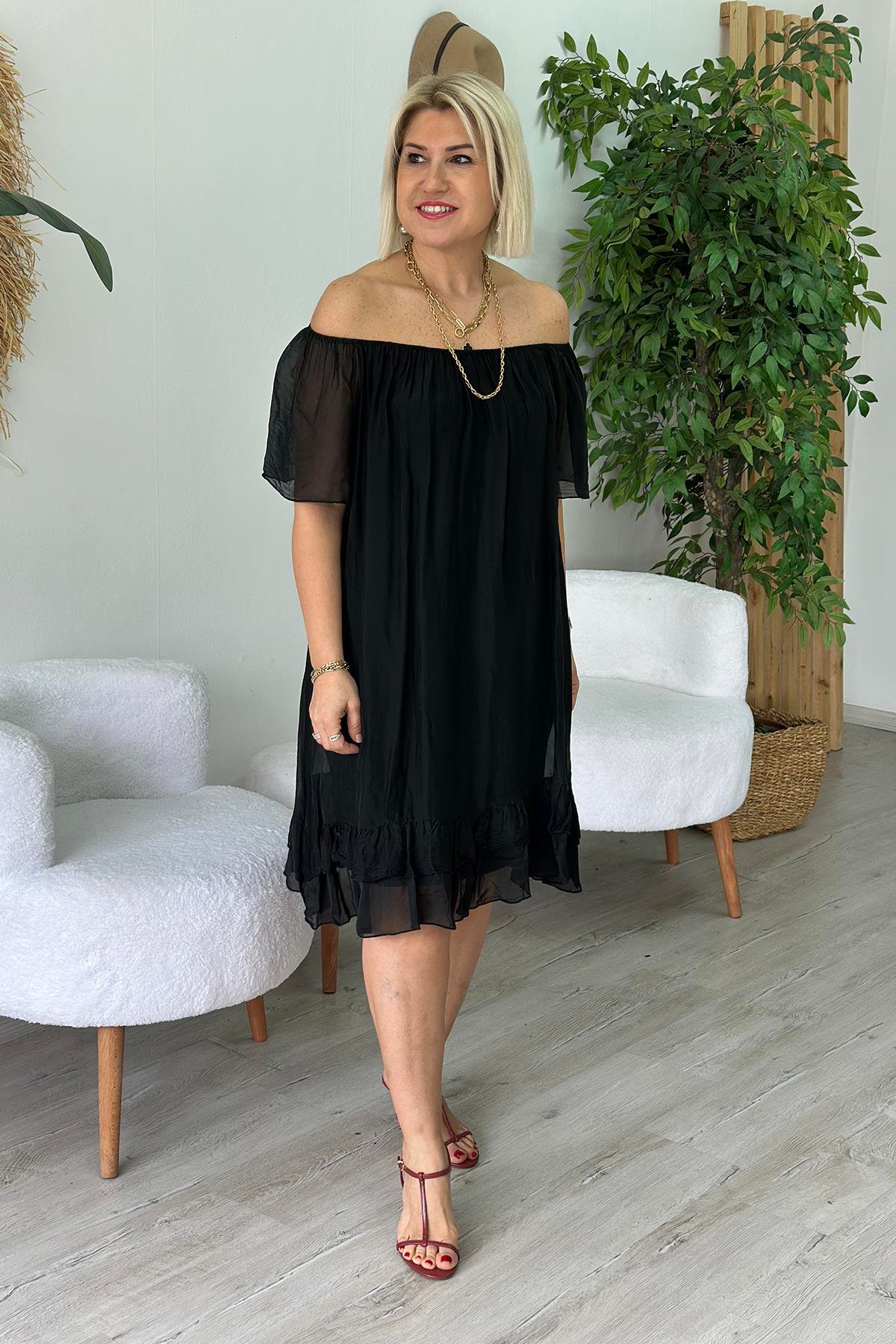 Siyah Yaka Lastikli Astarlı İpek Şifon ElbiseELB2401233-SIYAH-STD