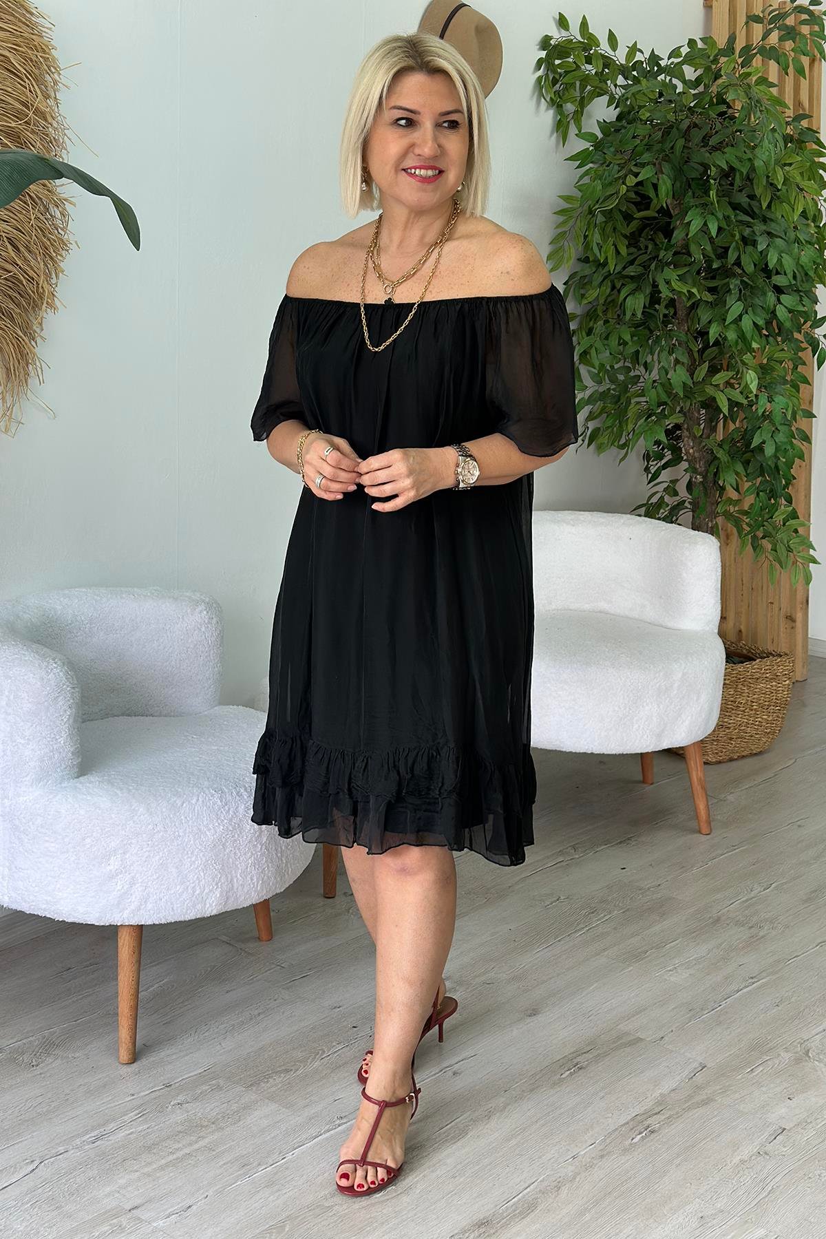 Siyah Yaka Lastikli Astarlı İpek Şifon ElbiseELB2401233-SIYAH-STD
