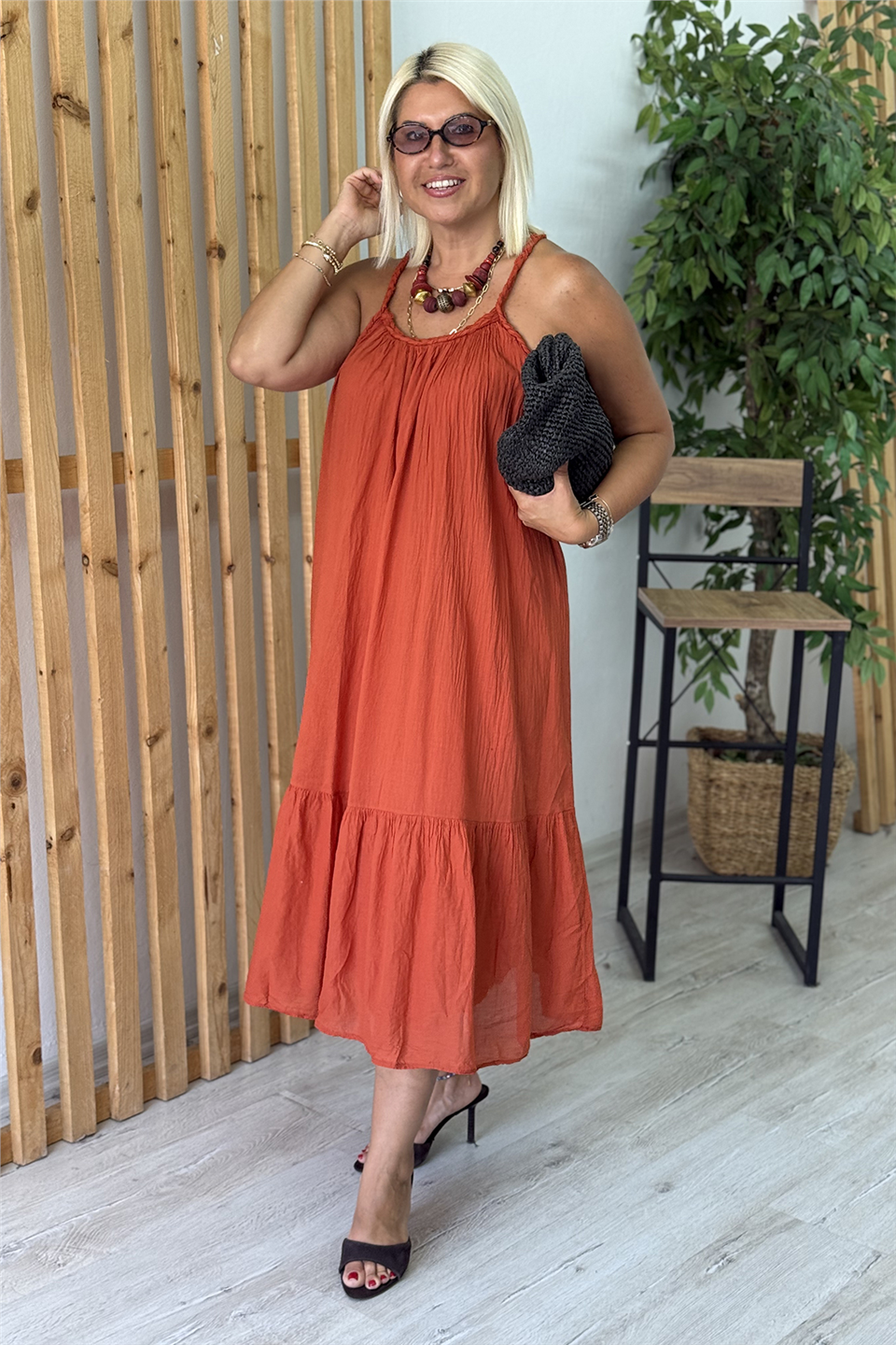 Tarçın Çapraz Askılı Astarlı Pamuk ElbiseELB26001100-TARCIN-STD
