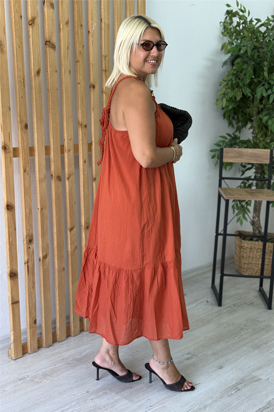 Tarçın Çapraz Askılı Astarlı Pamuk ElbiseELB26001100-TARCIN-STD